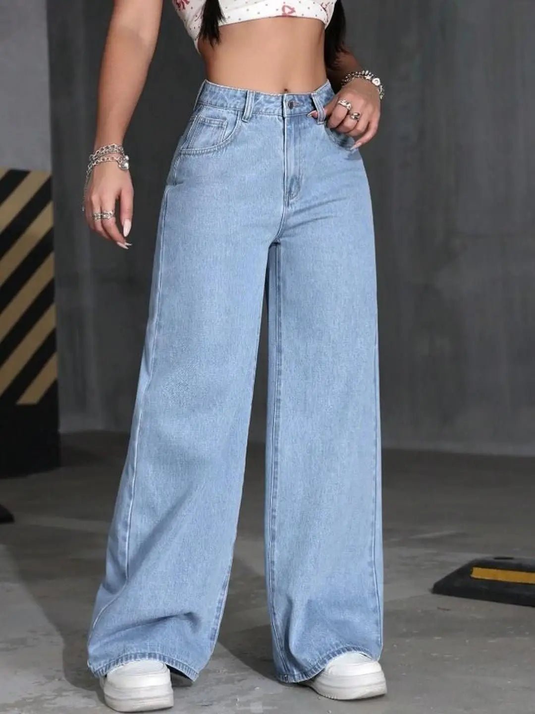 High waist ice blue ultra fit wide leg jeans - Fashion Wodrobe
